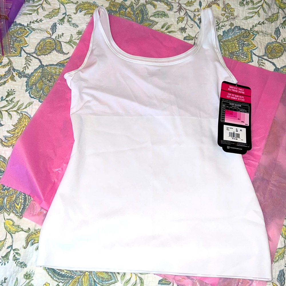 NWT Maidenform Shapes Firm  Cool Comfort White 2XL